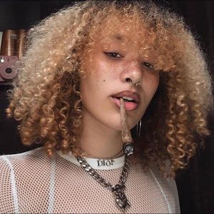 Meet your Posher, Kennedi